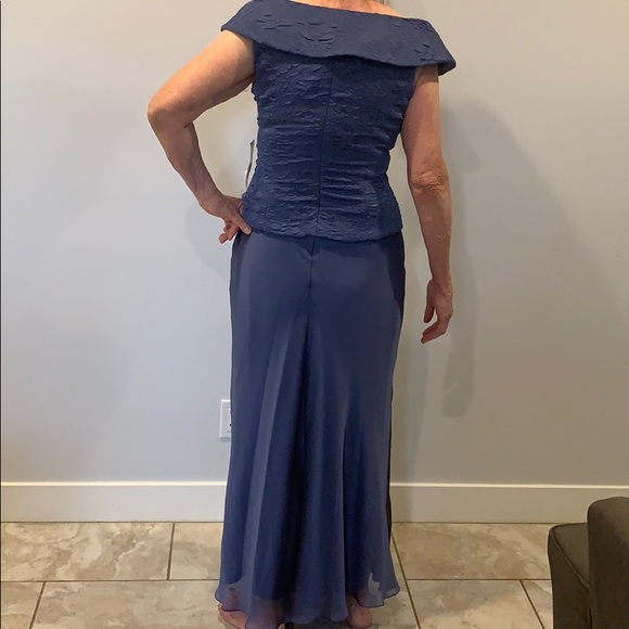 NWT Evening Gown - Picture 3 of 7